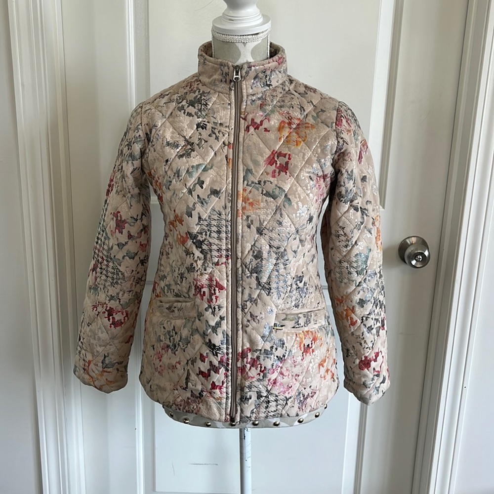 White Snow velour print quilt jacket size 34